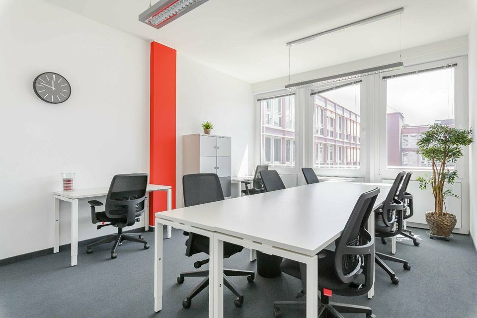 Großraumbüros für 10 Personen in Regus Neue Messe Riem in München