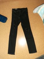 Schwarze Jeans von jack Jones Größe 2832 Länge  für 8 Euro. Nordrhein-Westfalen - Harsewinkel Vorschau