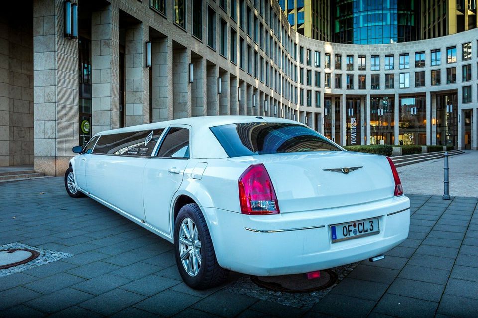 Chrysler 300c Stretchlimousine | Weiß | Mieten in Frankfurt in Frankfurt am Main