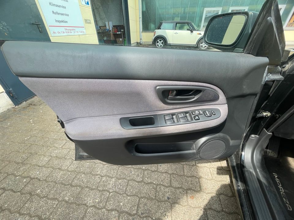 Subaru Impreza 2,0i in Pinneberg
