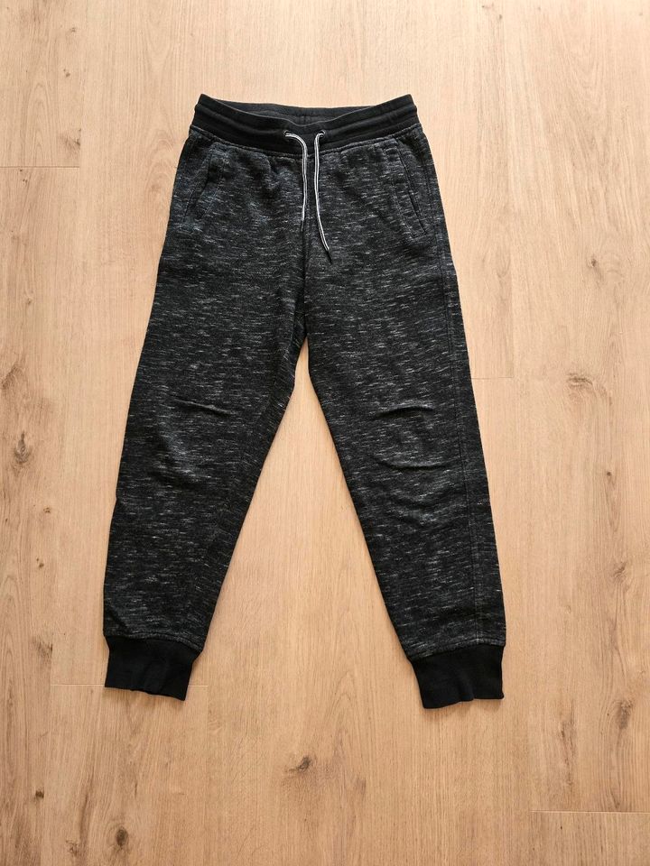 H&M Jogger Haushose Sporthose Hose 152 Junge Mädchen schwarz TOP in Lippstadt