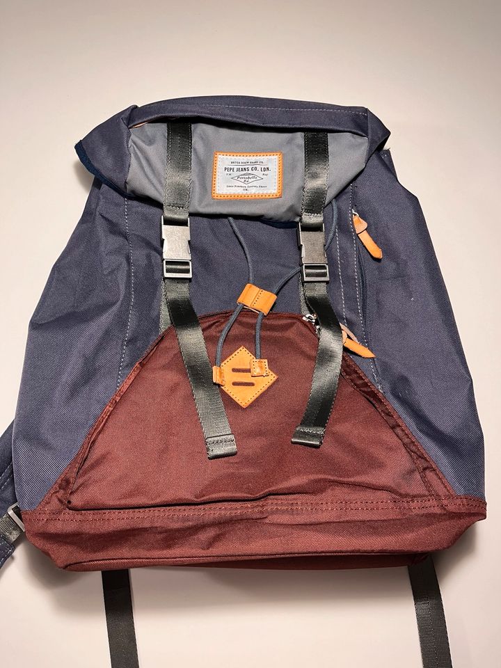 Pepe Jeans Rucksack in Dresden