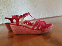 schicke rote Sommer Schuhe Bayern - Elsendorf Vorschau