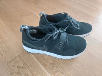 Nike Schuh Sneaker Klett schwarz 38 Hallenschuh Baden-Württemberg - Offenburg Vorschau