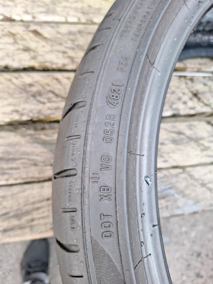 1× 235/35r19 91Y Sommerreifen Pirelli P-Zero in Würselen