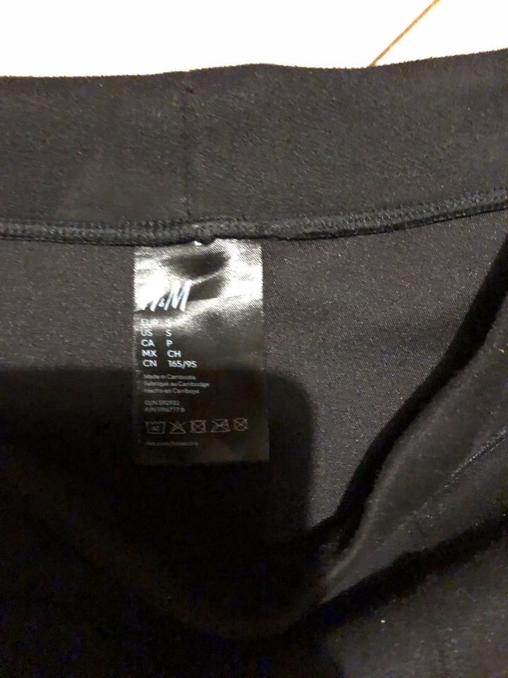 H&M Leggins Samt Suede Gr S aktuelle Kollektion  3 x getragen in Krefeld