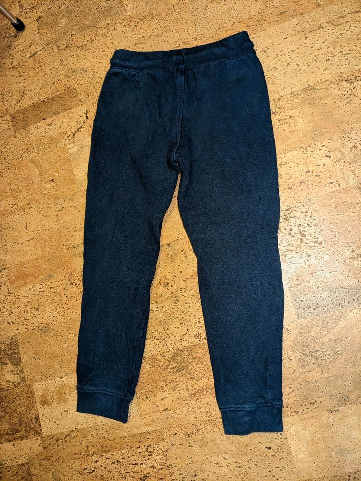 Räuberhosen lang Jeans, Jogginghose in 110-116 in Roßtal