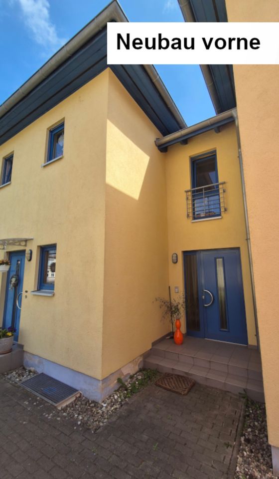 2 zusammenhängende Mietshäuser: Villa & Neubau mit 7 Wohnungen in Teterow