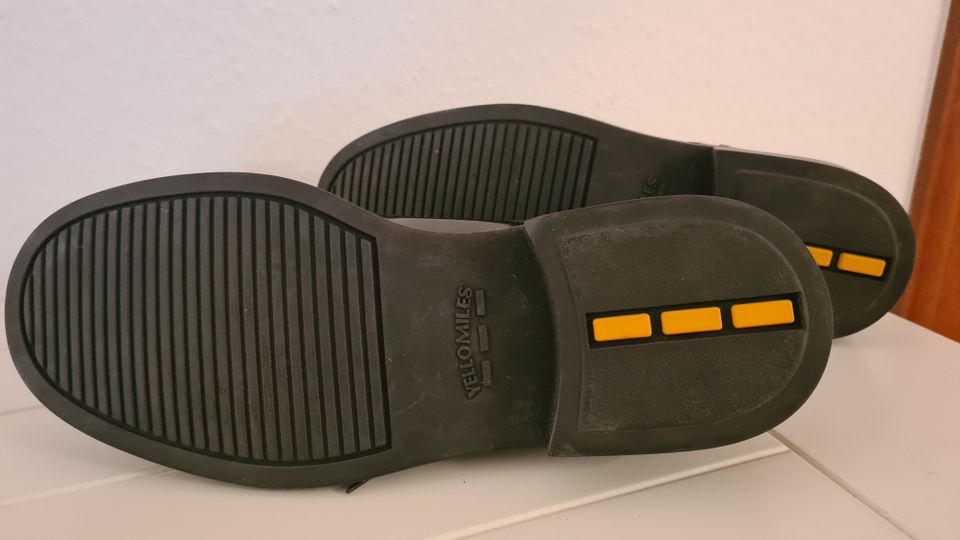 Herrenschuhe Leder Yellomiles Bristol Gr.8,5 bzw. 42,5 schwarz in Mustin bei Ratzeburg