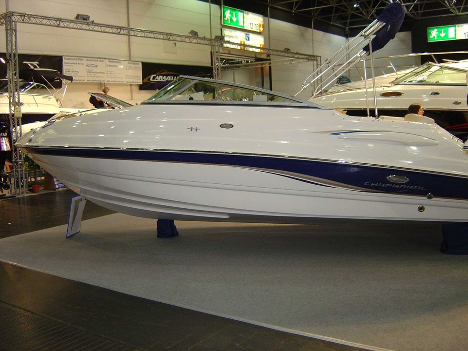 Motorboot Sportboot Daycruiser Chaparral 215 SSI V6 225 PS Bh 100 in Göttingen