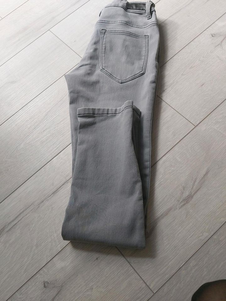 Jeans in Größe 170 in Rödermark