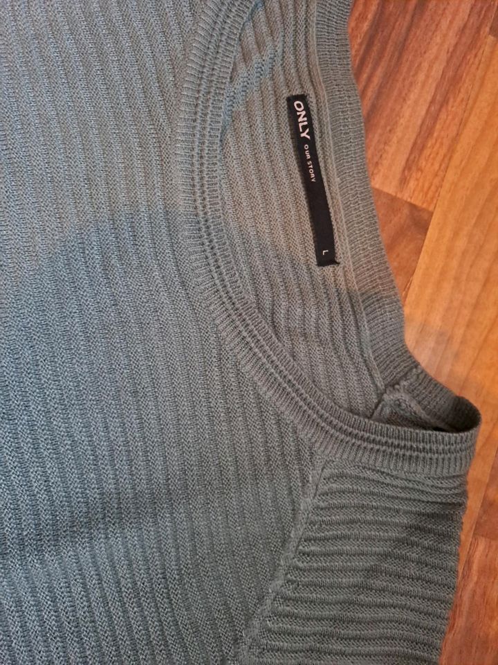 ONLY Feinstrick-Pullover dünn Gr. L, je 7 Euro in Katzwinkel (Sieg)