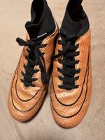 Nike Fussballschuhe Gr. 40 Düsseldorf - Bilk Vorschau