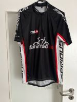 Fahrrad Trikot mit Taschen  Größe L Nordrhein-Westfalen - Troisdorf Vorschau