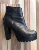 Bullboxer, Stiefel, schwarz, 10cm, Absatz, Plateau Hamburg-Nord - Hamburg Winterhude Vorschau
