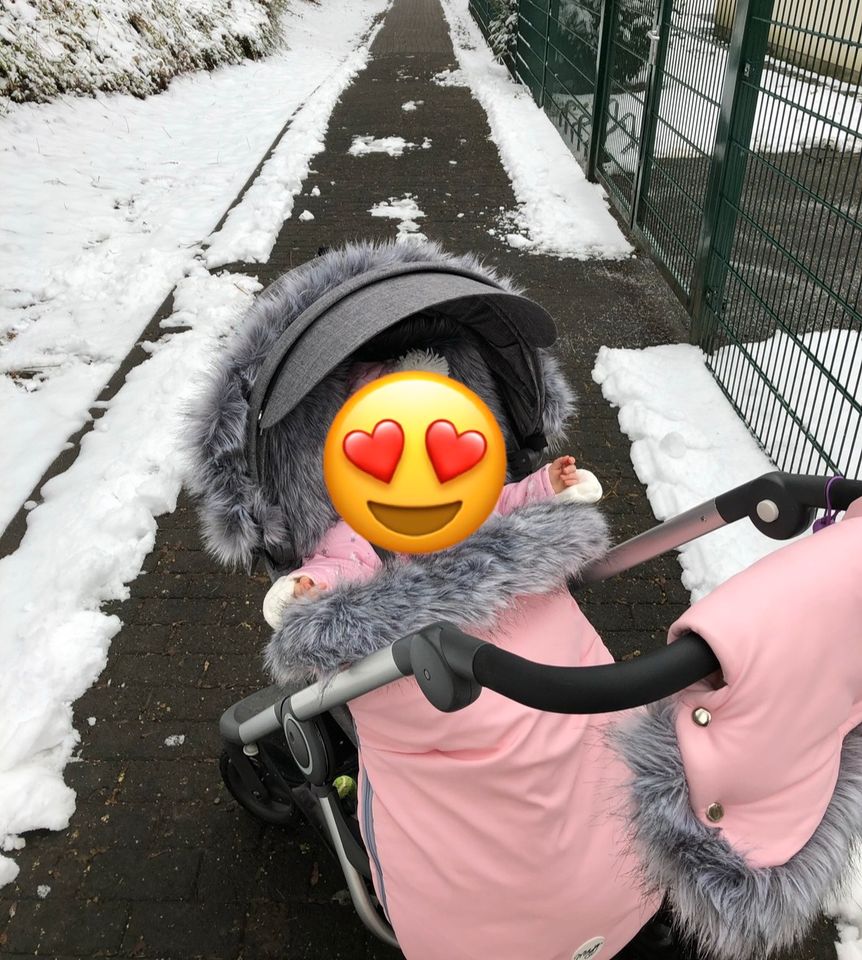 Kinderwagen Winter Set/ Muff/ Wintersack/ Fußsack in Eschborn