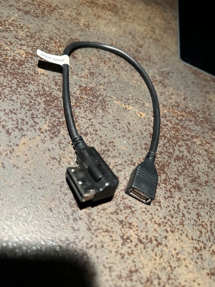 Audi USB Adapter VW Skoda in Bayern - Ebermannsdorf, Ersatz- &  Reparaturteile