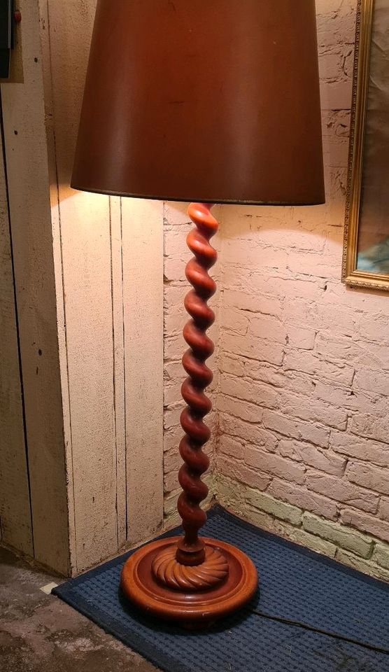 Vintage Stehlampe in Berlin