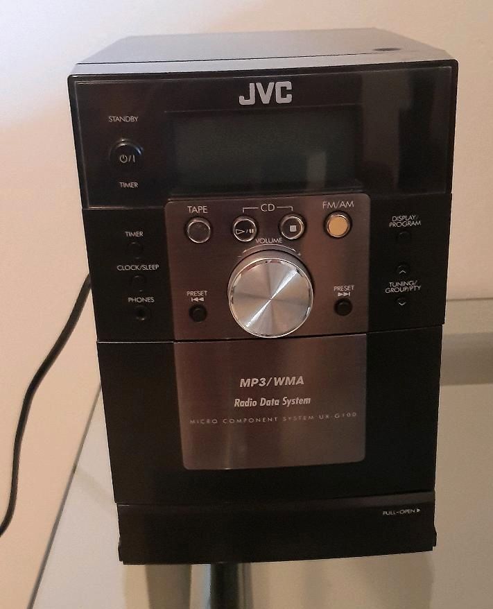 JVC Radio CD MP3 Player in Schwarzenbach b. Pressath