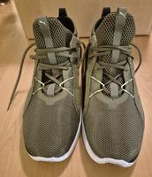 schöner Sneaker Schuh PUMA in Größe 45 tolles grün Hohen Neuendorf - Stolpe Vorschau