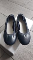 Leder-Ballerinas, fast neu, dunkelblau, Gr. 39 Nordrhein-Westfalen - Siegen Vorschau