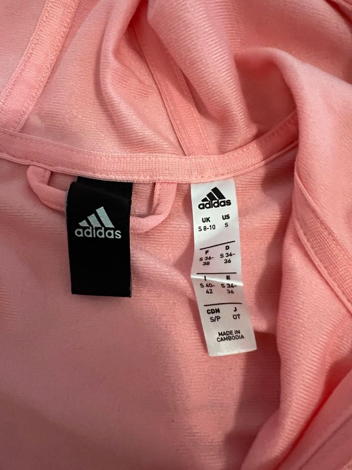 Adidas Trainingsanzug Anzug Größe S in Gevelsberg