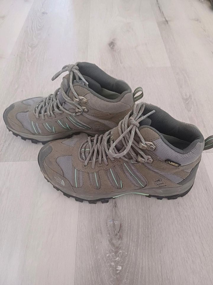 Wanderschuhe 38,5 in Unterhaching