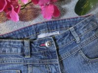 Jeans Mädchen Hose Denim blau 140 Maße Lochgummi Ziernähte rosa Baden-Württemberg - Dettingen an der Iller Vorschau