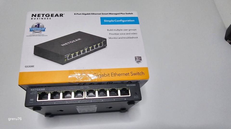 NETGEAR GS308-300PES 8-port Gigabit Ethernet Switch in Neudenau 