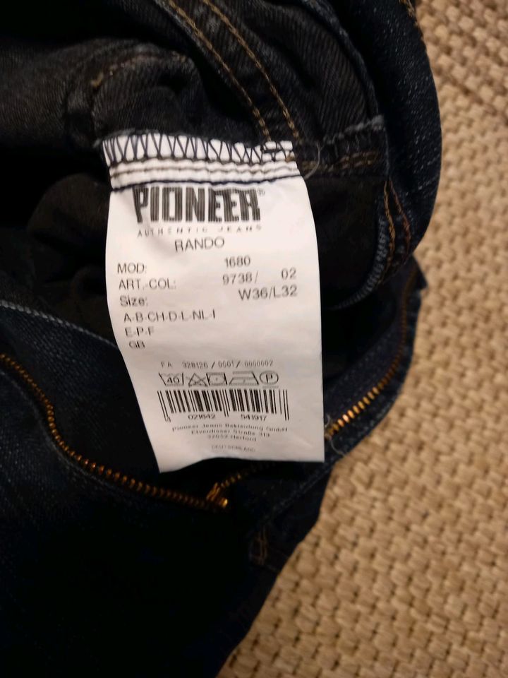 Herren Jeans Marke PIONEER,  *Rondo* in Sömmerda