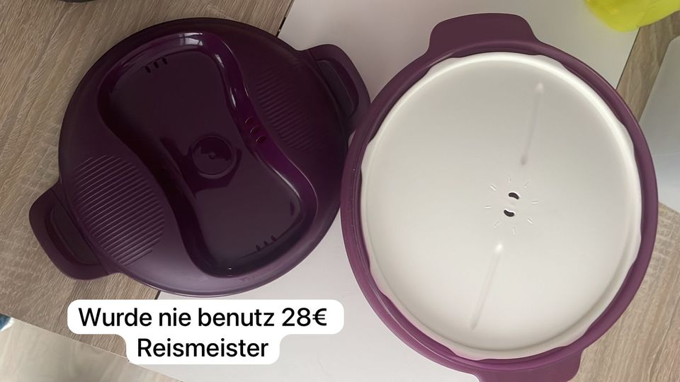 Tupperware ( mehrer Fotos) zu verkaufen ( siehe Foto) in Gommersheim