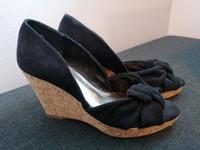 Hohe Schuhe/Highheels mit Korkabsatz schwarz Damen Gr. 37 H&M Nordrhein-Westfalen - Detmold Vorschau
