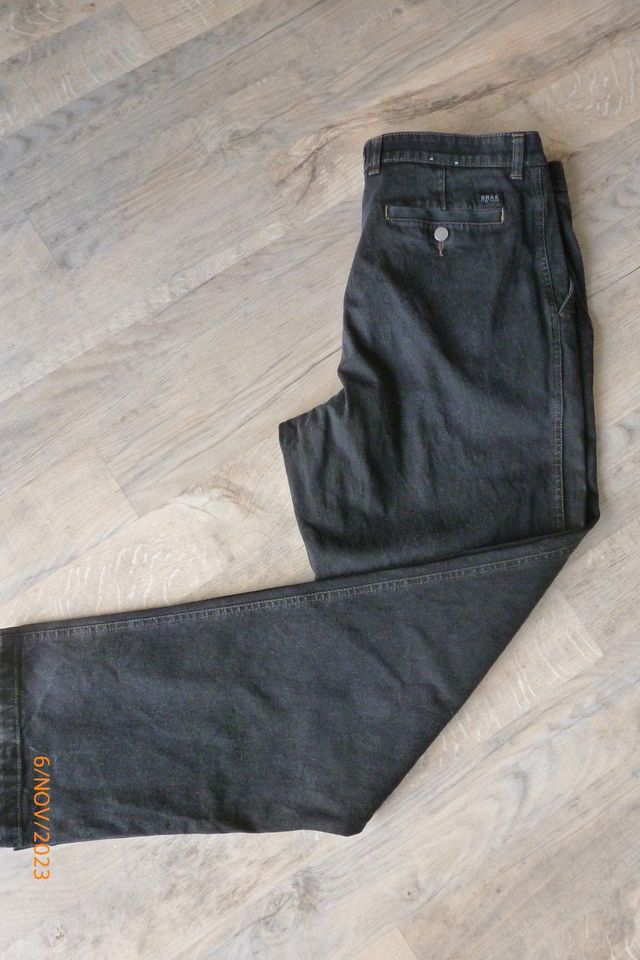 Brax * Herren-Jeans * Winner * Feel Good * Gr. 38/34 * schwarz * in Velbert