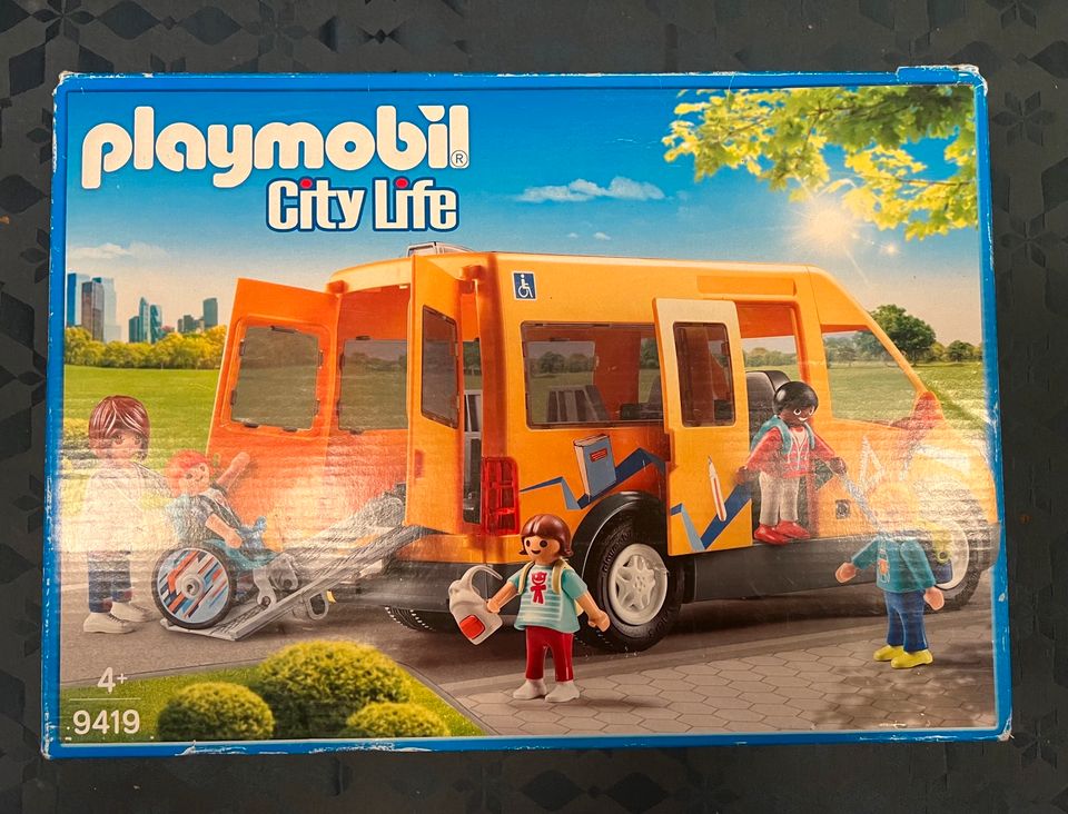 Playmobil 9419 - City Life Schulbus, vollständig OVP in Hamburg