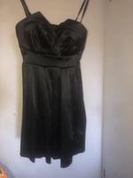 Minikleid Samtstoff schwarz Größe 34 (XS) Niedersachsen - Aerzen Vorschau