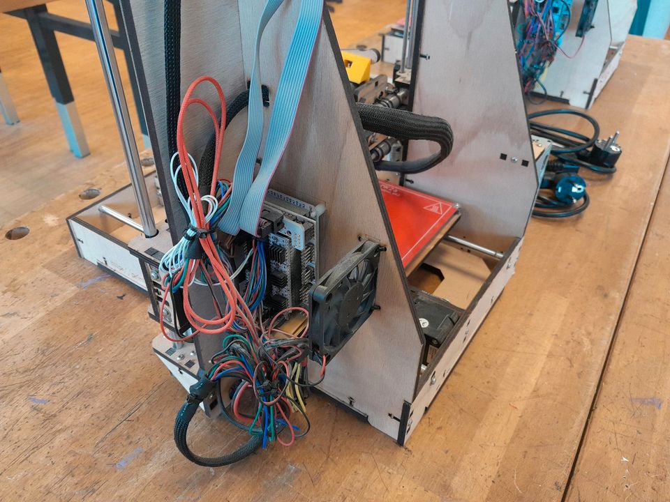 Ich biete hier 2 selbst gebaute 3D-Drucker. in Georgsmarienhütte
