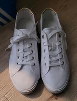 tommy Hilfiger Sneaker weiß Neu Gr. 42 Baden-Württemberg - Vaihingen an der Enz Vorschau