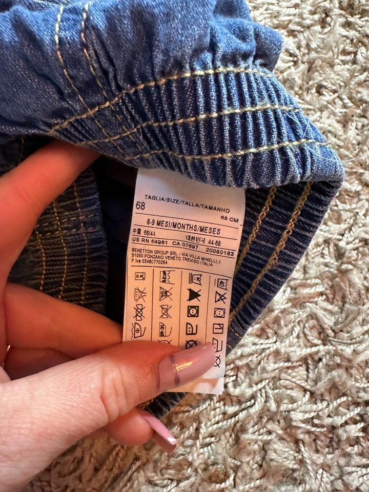 Gefütterte Hose von United Colors of Benetton Größe 68 in Eschweiler