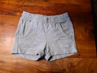 Puma Sporthose Shorts Gr 104 Nordrhein-Westfalen - Straelen Vorschau