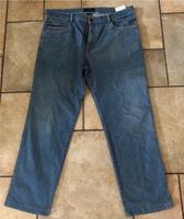 Bugatti Hose Gr 38/36 Sommerhose Stoffhose Jeanshose Düsseldorf - Friedrichstadt Vorschau