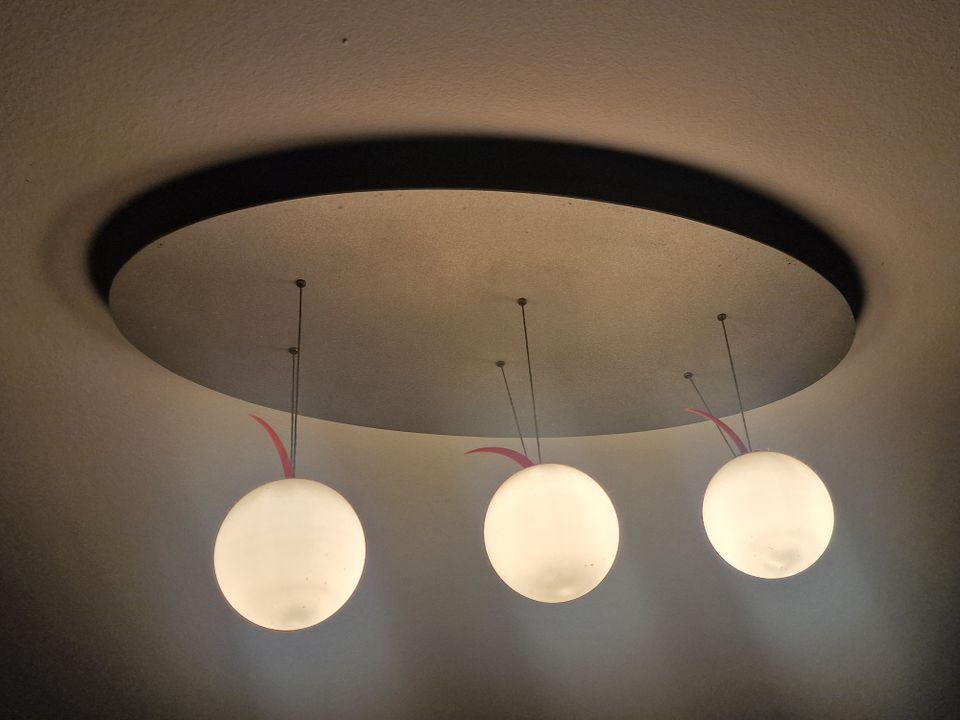 Deckenlampe OKI DOKI Kugelleuchte Opalglas in Memmingen