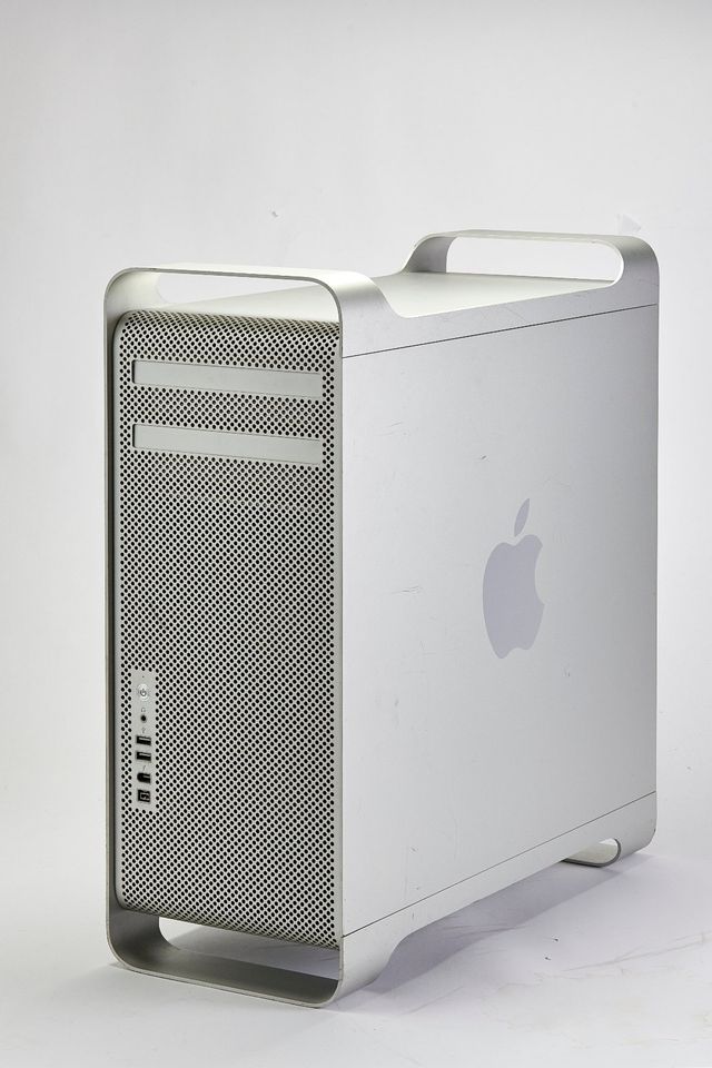 MacPro Modell A1186 in Bielefeld