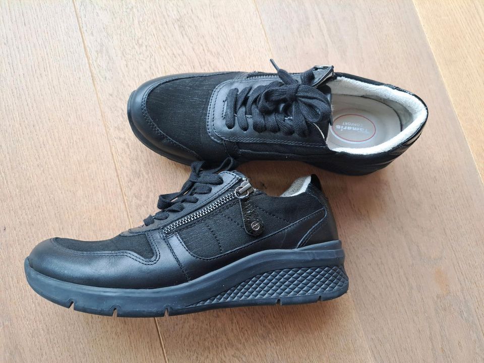 Tamaris Sneaker schwarz Comfort fit Gr. 39 in Melle
