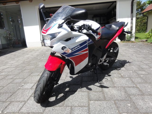 Honda CBR 125 R (JC50) - TÜV & KD NEU in Rain Lech