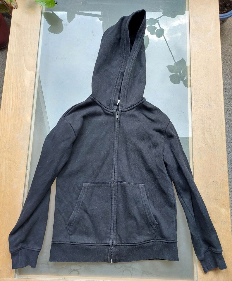 Pullover Strockjacke Gr. 122/128 in Schöneiche bei Berlin