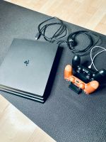 PS4 pro 1 TB Konsole + Aufladestation + 2 Controller Berlin - Lichtenberg Vorschau