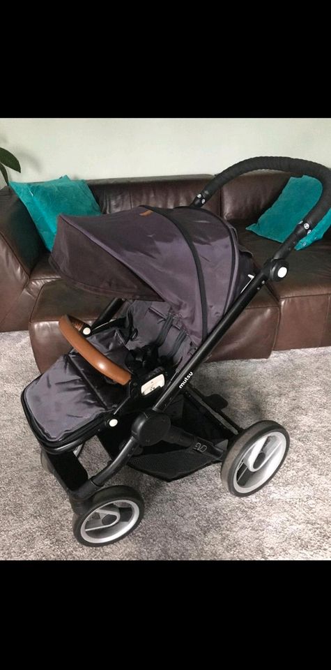 Kinderwagen Sportwagen Babyschale Mutsy EVO urban nomad in Grau - in Hamburg