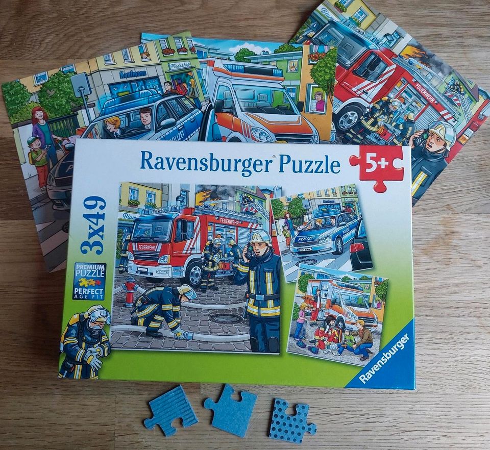 Puzzle 49 Teile ab 5 Feuerwehr Polizei Krankenwagen in Berlin