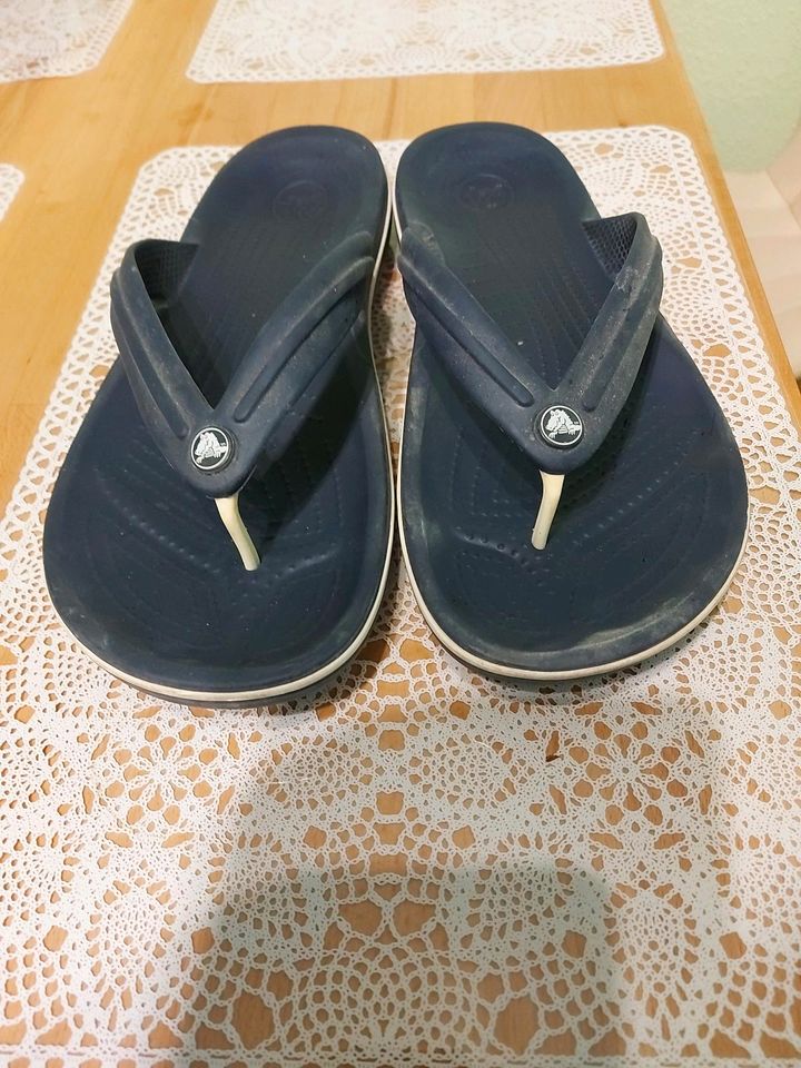 Flip flop crocs Größe 45 in Erlangen