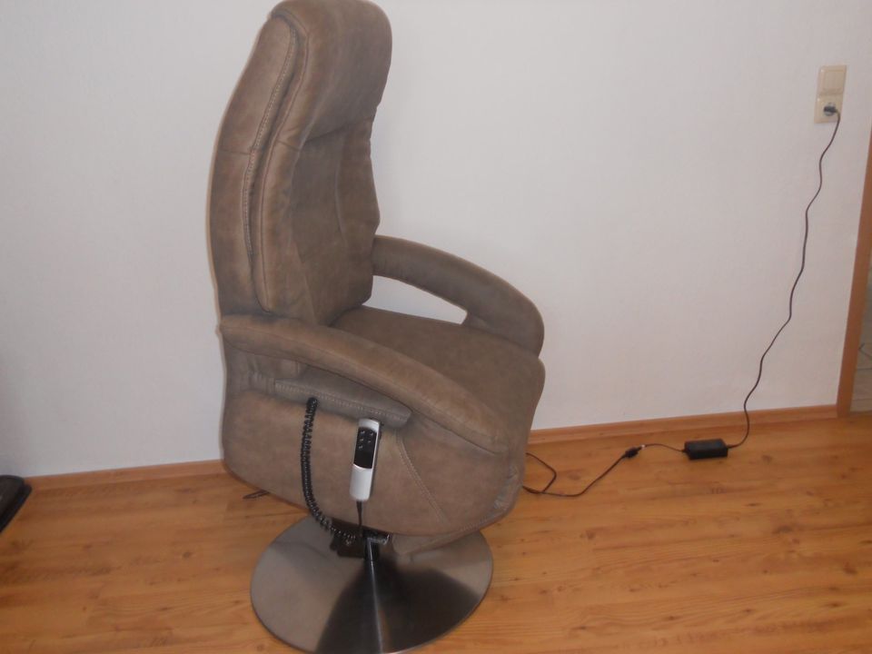 TV Sessel Enjoy Version L elektr. mit Aufstehhilfe Farbe taube in Merseburg